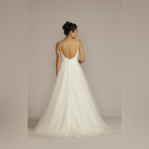 NWT Size 4 David’s Bridal Basque Waist Lace Bodice Wedding Dress - Picture 2 of 11